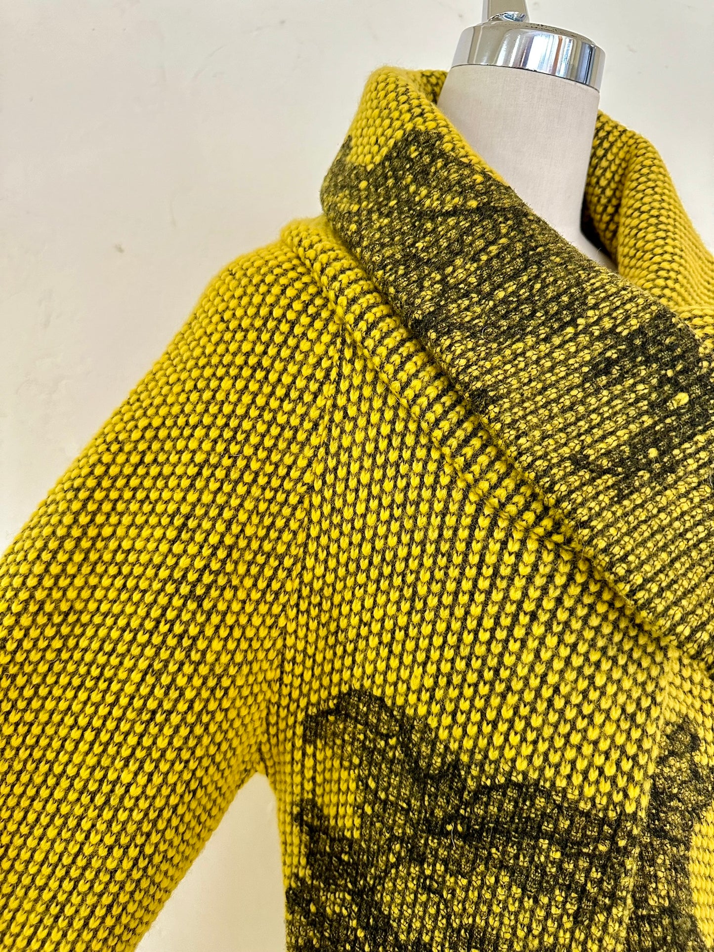 【サンプル】SC017 刺繡ニットコート