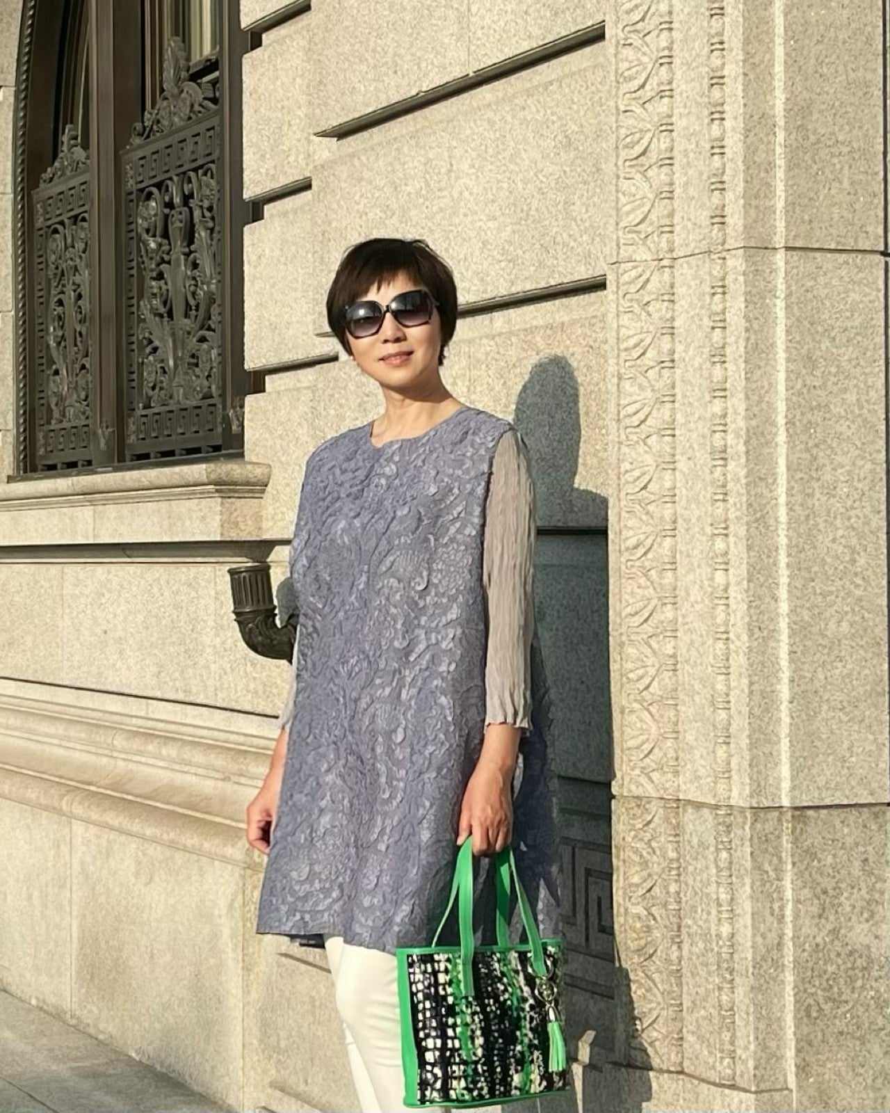 大人フェミニンな刺繍チュニック