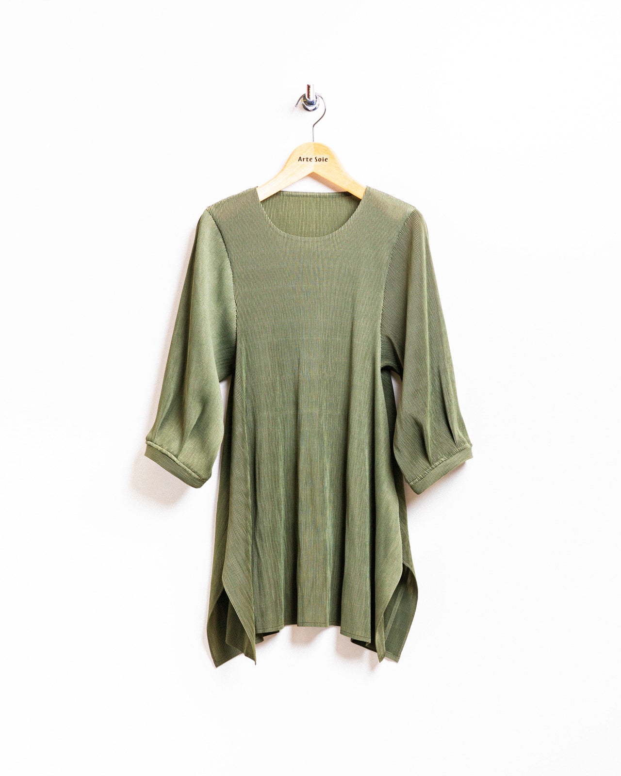 ウェスト細見えプリーツチュニック